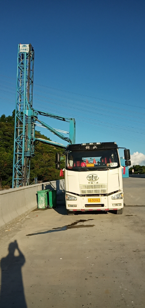 ef911ec082d0fce6503c57e433bc99b.jpg